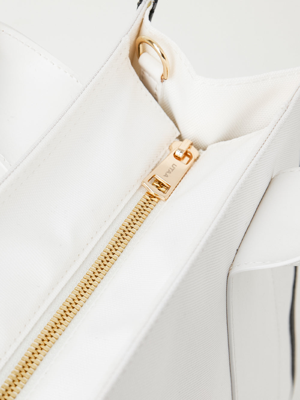 UTAA バーティカルラインクラシックトートバッグ : Women's