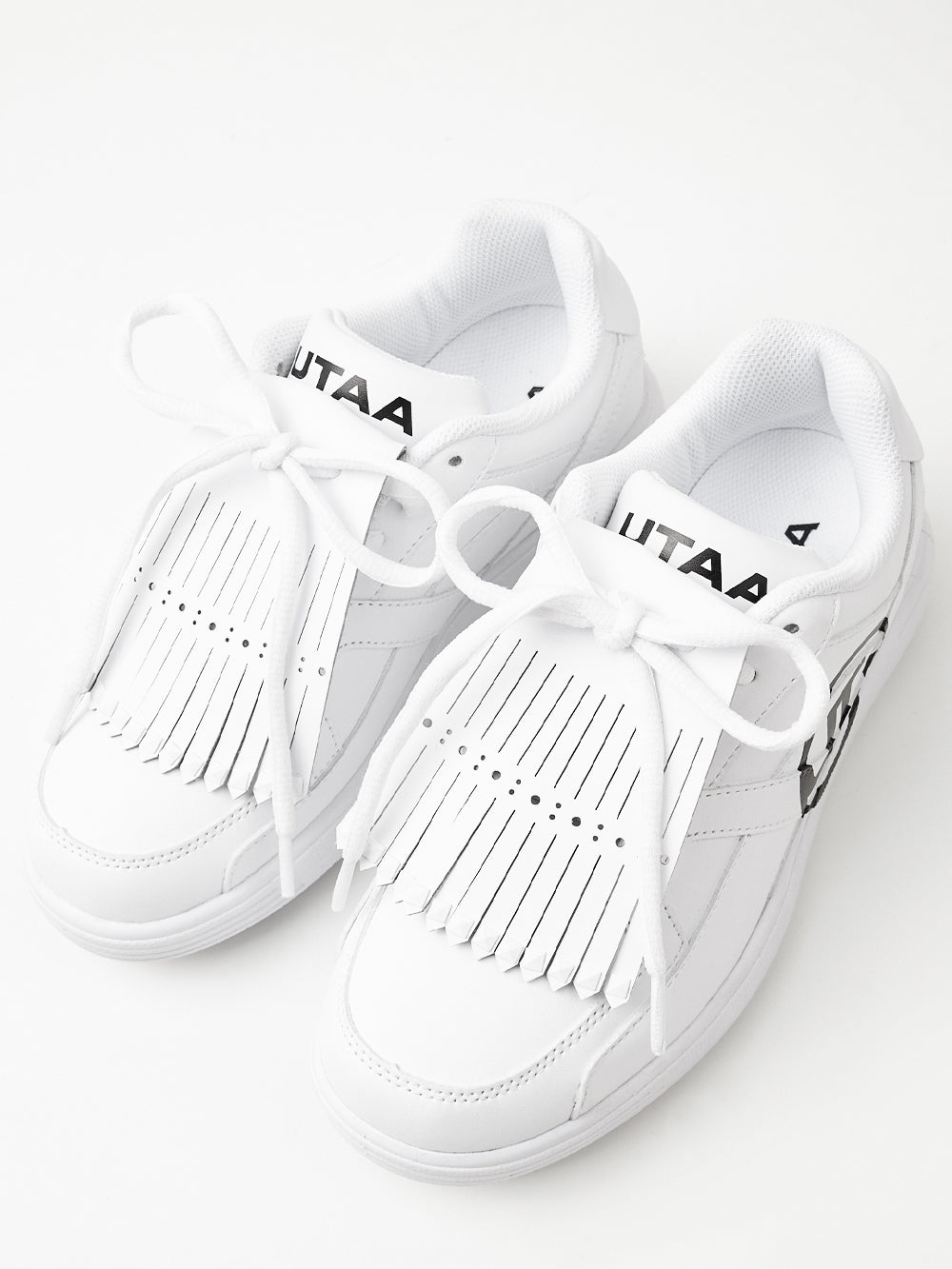 UTAA モノCircleダービーキルティGolfスニーカー : Women's