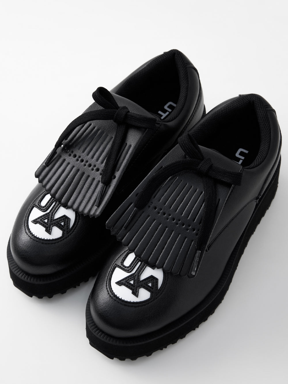 UTAA モノエンブレムダービーキルティプラットフォームスニーカー : Women's BK 25