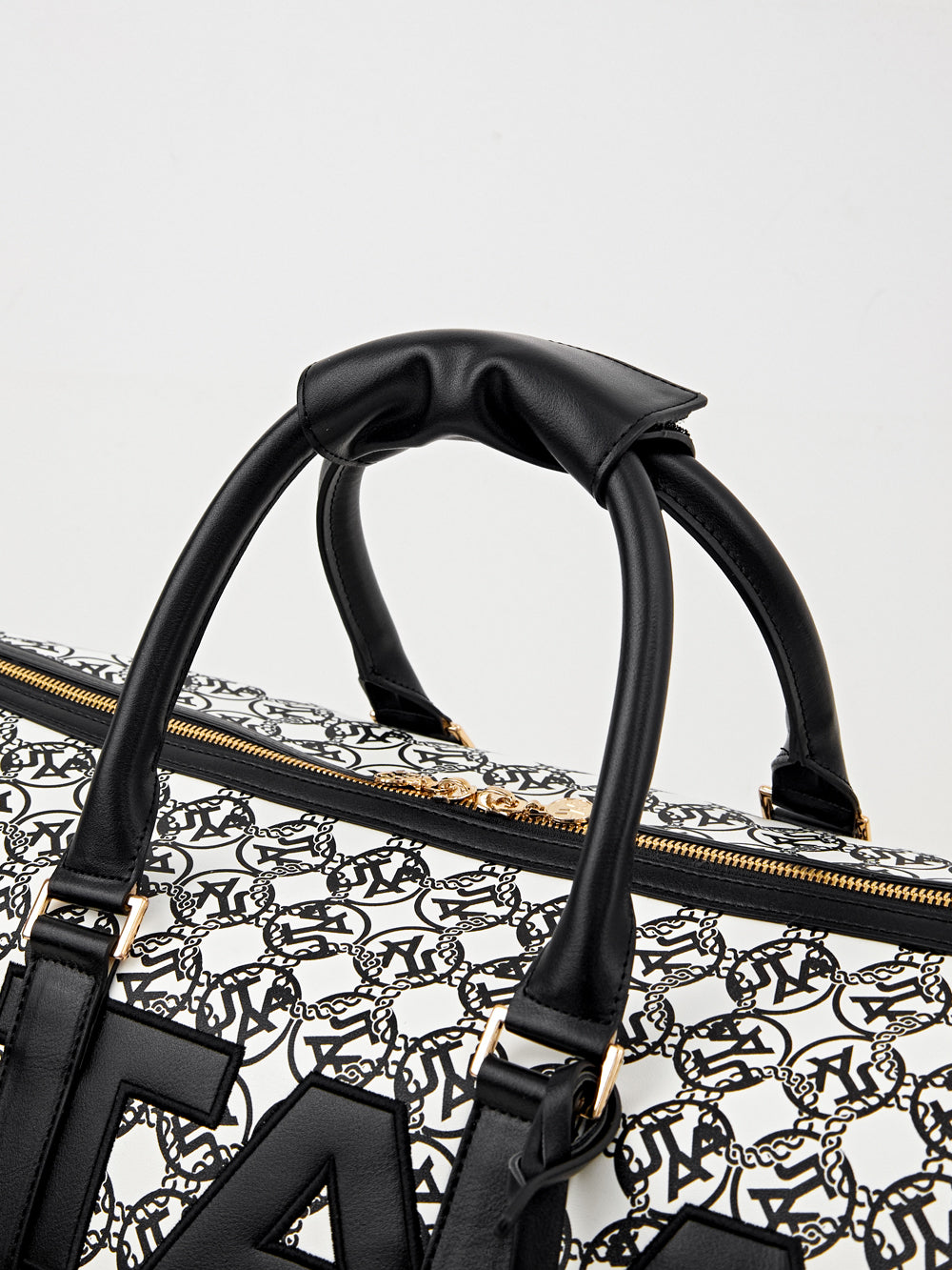 UTAA ChainmailNeonボストンバッグ ホワイト : Women's