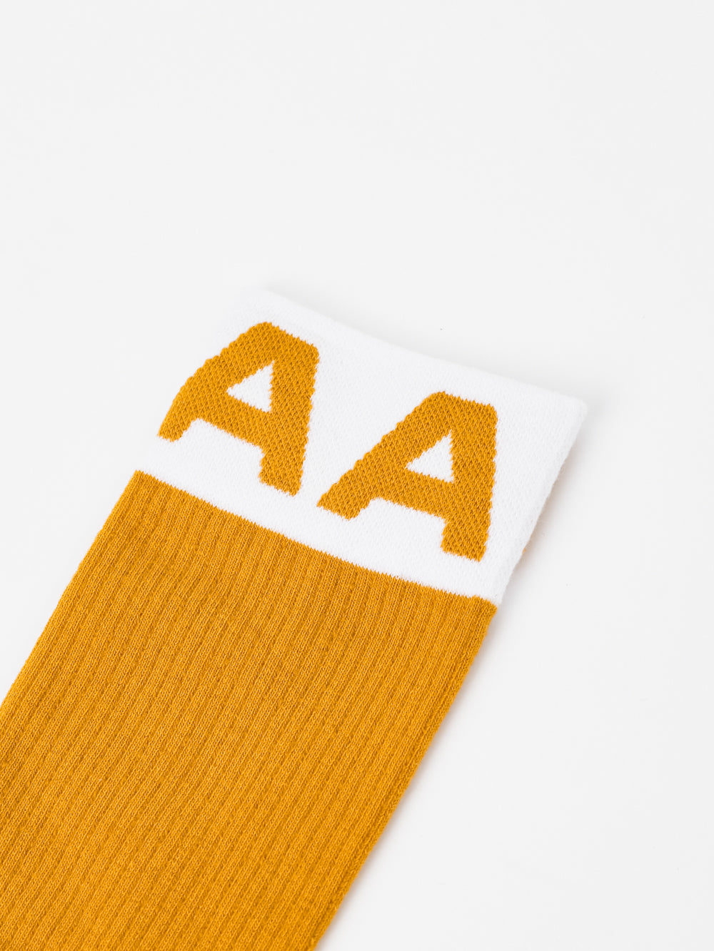 UTAA EssentialボールドロゴKneeソックス イエロー : Women's