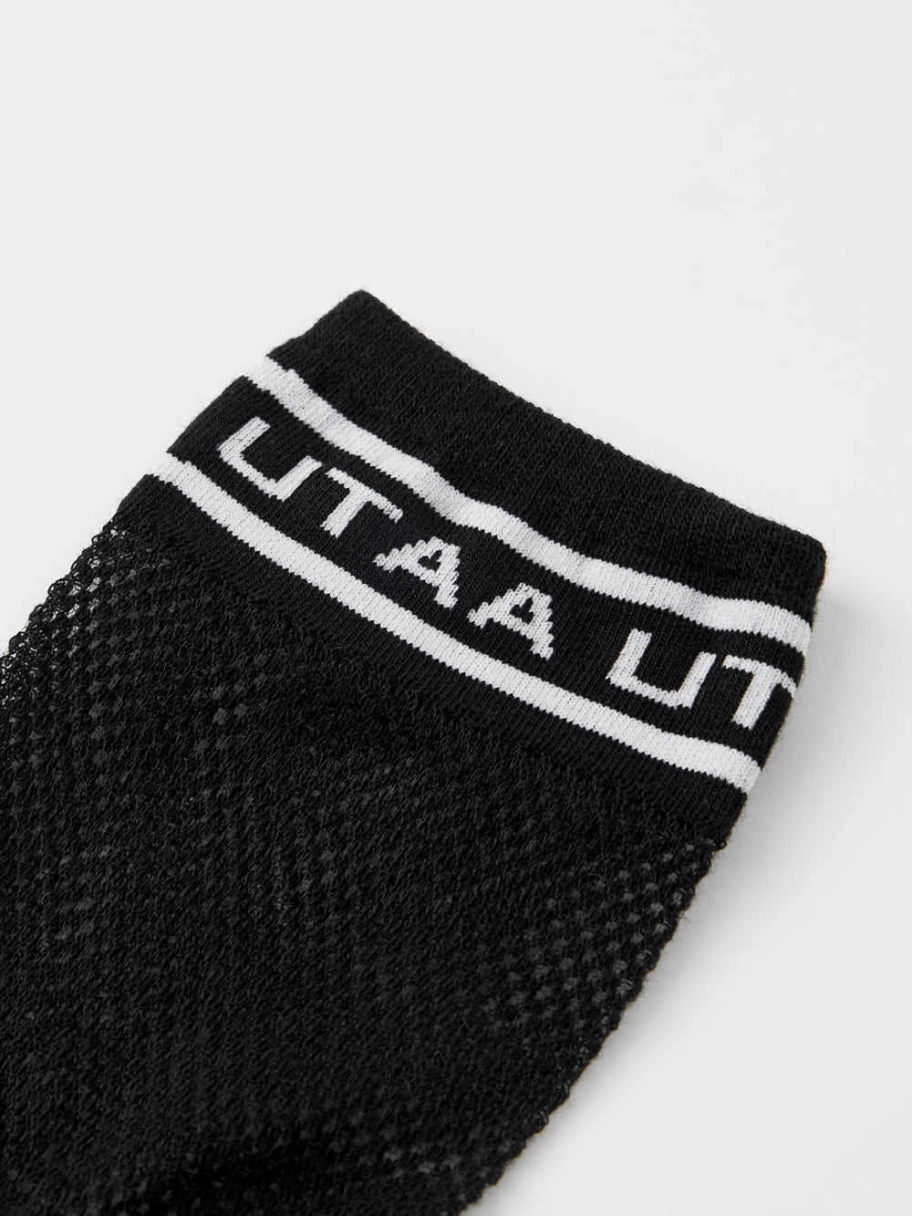 UTAA リボンLetteringメッシュソックス : Women's