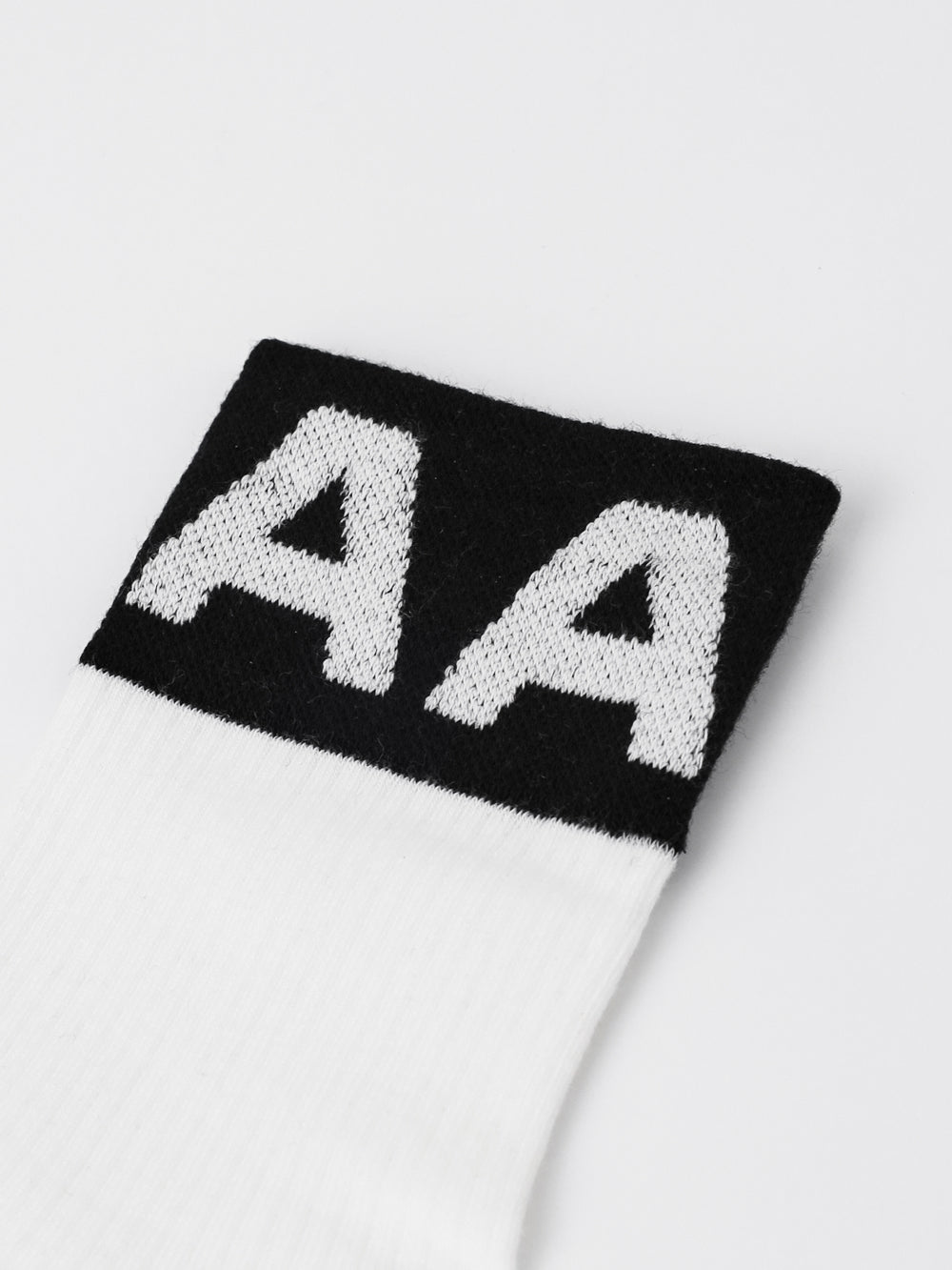 UTAA Essentialボールドロゴソックス ホワイト : Men's