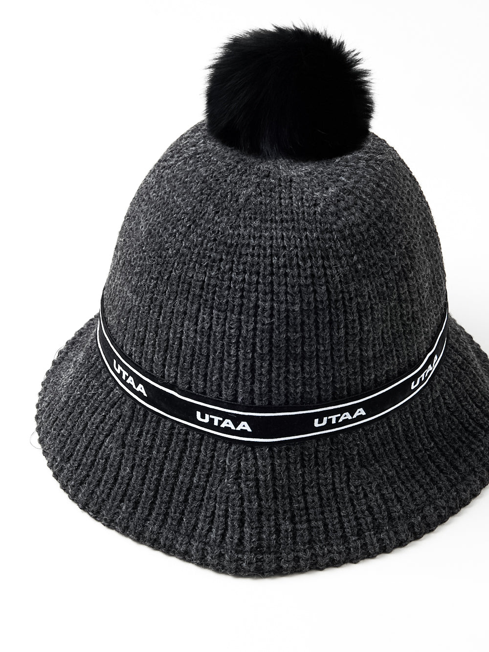 UTAA TypoストラップSnowballニットバケットハット CG : Women's