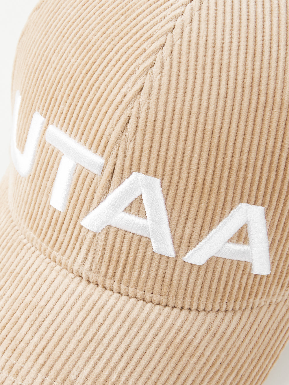 UTAA MellowCorduroyファーBallキャップ ベージュ : Women's