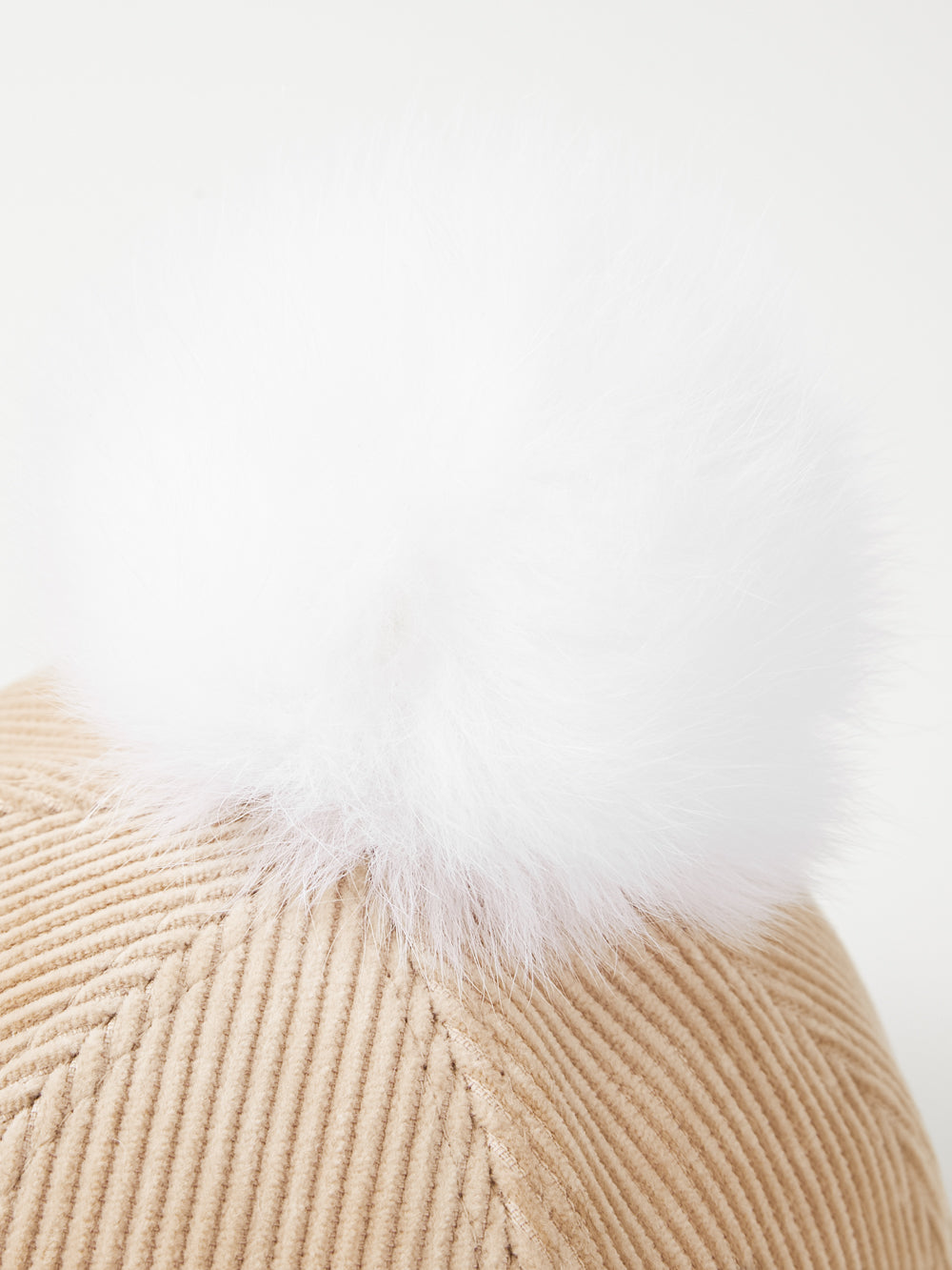UTAA MellowCorduroyファーBallキャップ ベージュ : Women's