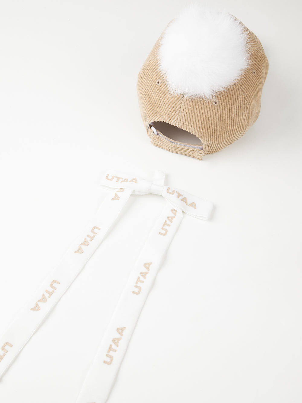 UTAA MellowCorduroyファーBallキャップ ベージュ : Women's