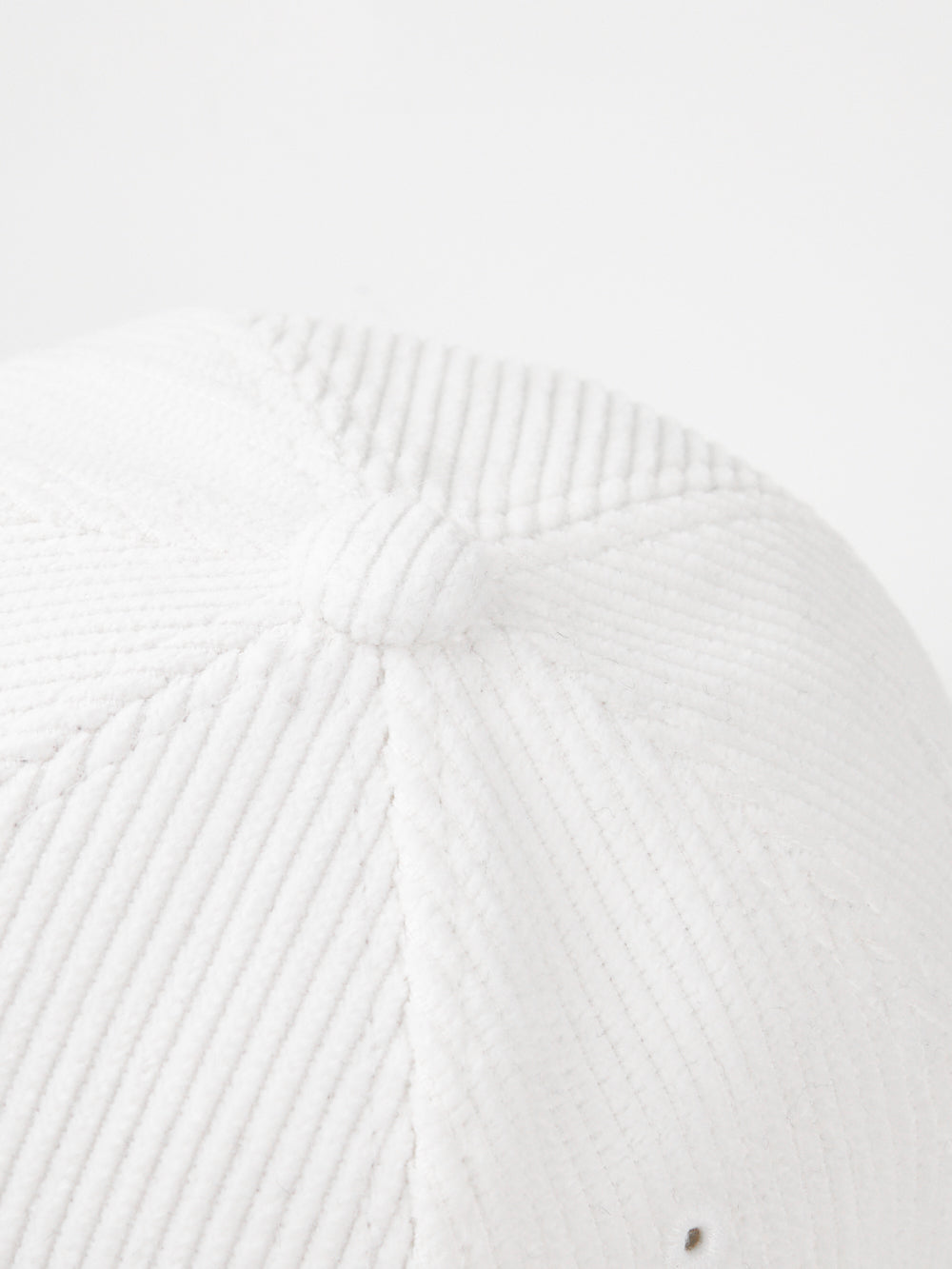 UTAA MellowCorduroyファーBallキャップ ホワイト : Women's