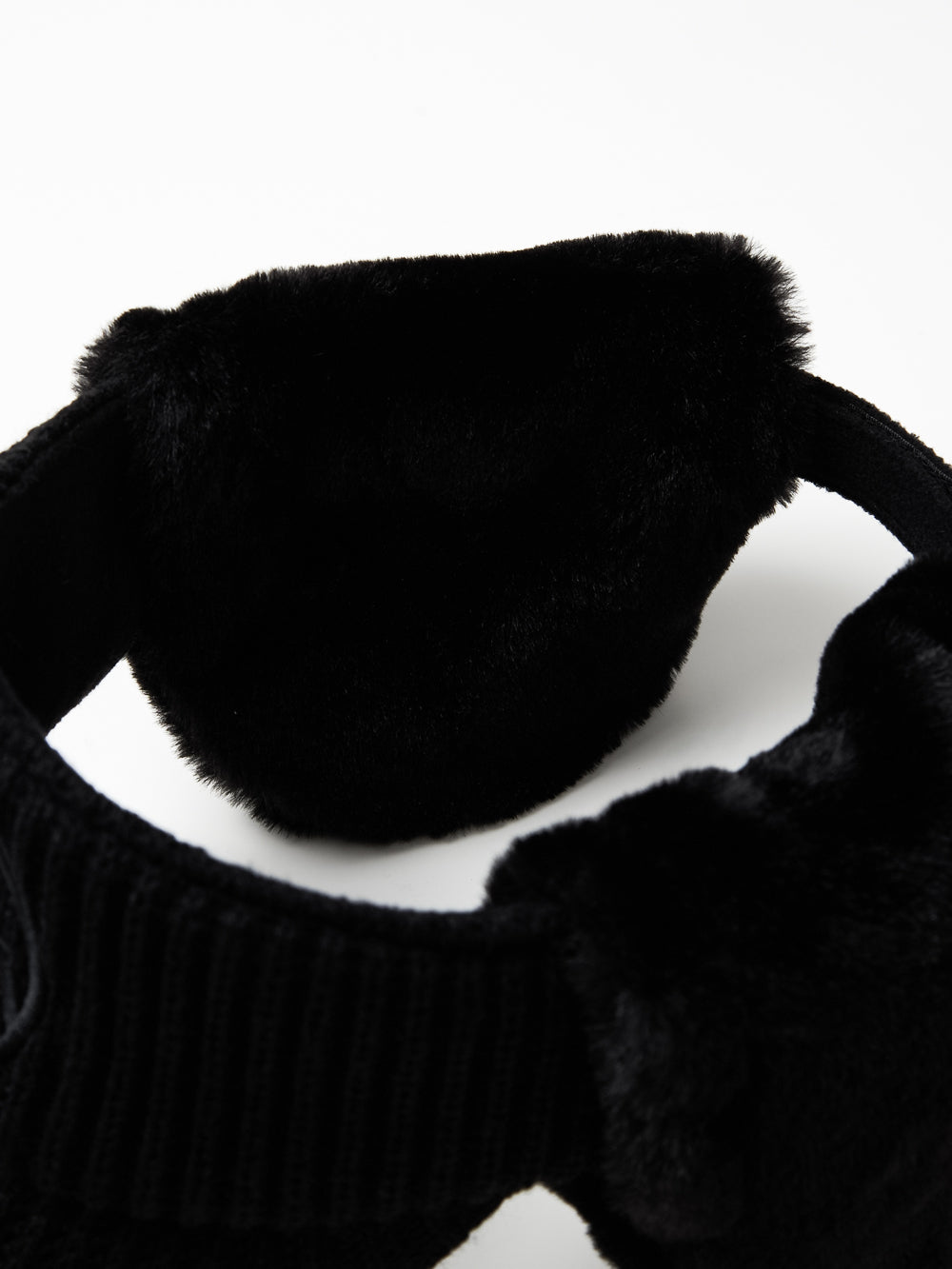 UTAA シンボルStitchニットファーバイザー : Women's