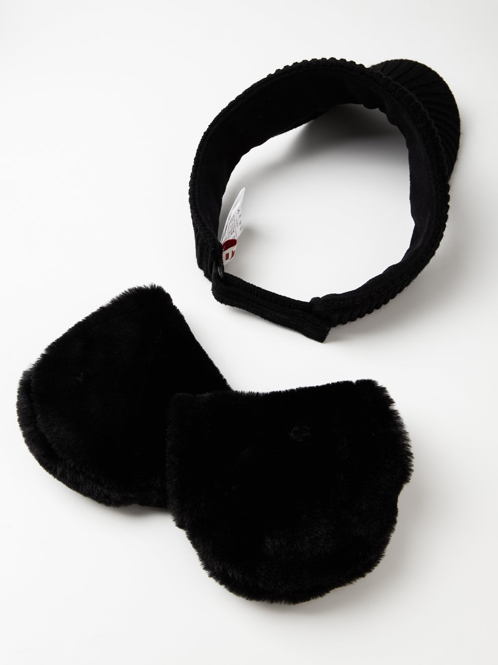 UTAA シンボルStitchニットファーバイザー : Women's