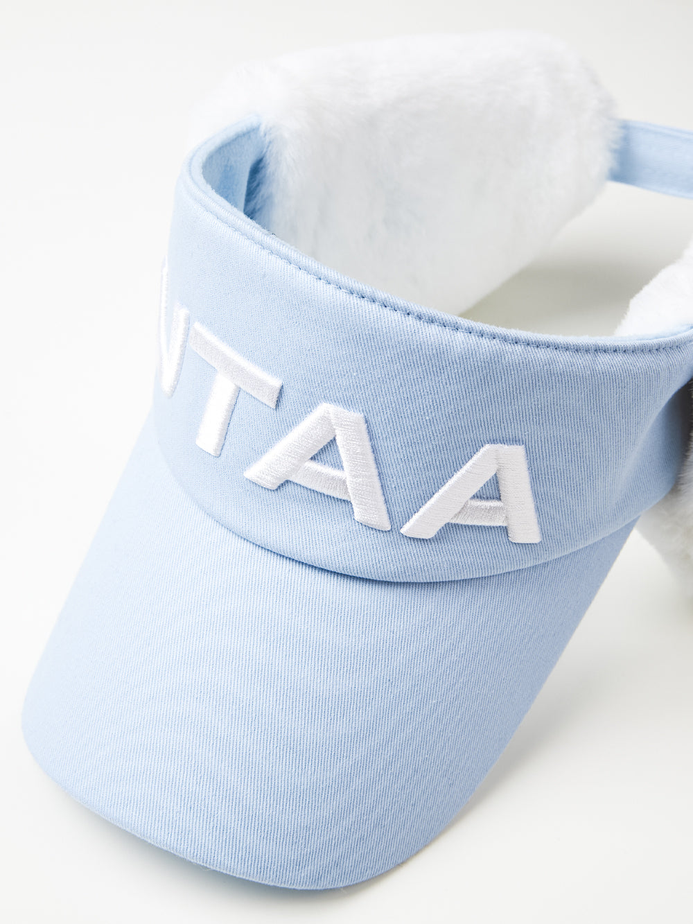 UTAA ウィンターボールドロゴファーバイザー スカイブルー : Women's