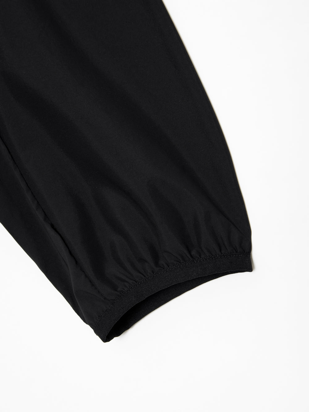 UTAA クラウンパンサーKingdomハーフZip-upジャンパー ブラック : Women's