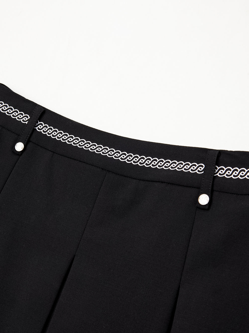 ユタ チャレンジャーシルベリーボタンプリーツスカート