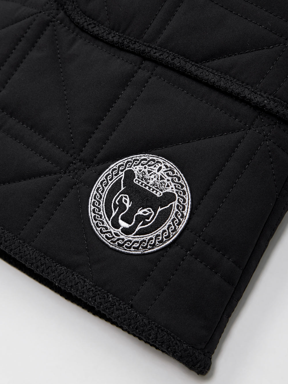 UTAA キルティングStitchパディングH-Lineスカート ブラック : Women's