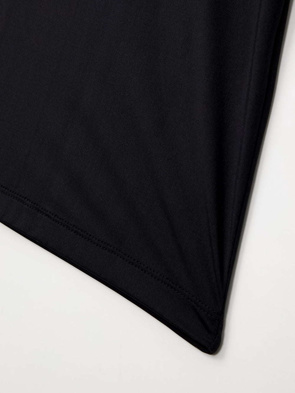 ユタ アークシンボル タートルネック スリーブ