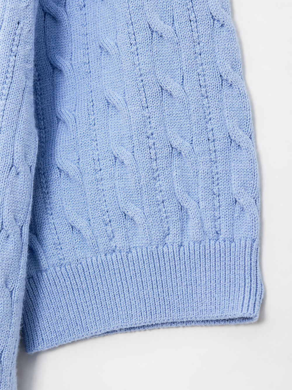 UTAA Fogゴールドシンボルケーブルニット スカイブルー : Women's