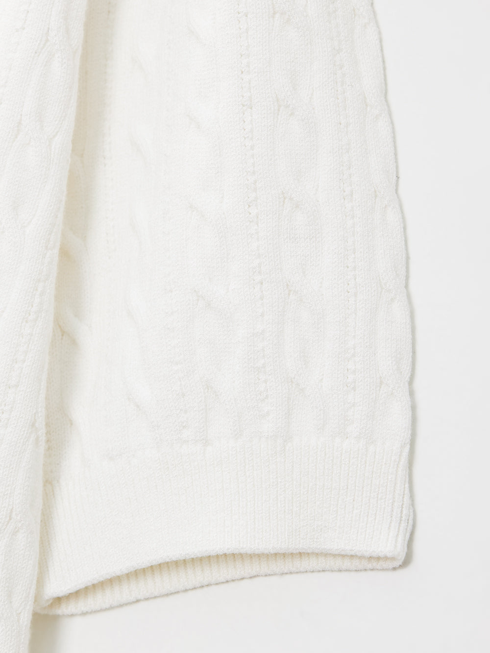 UTAA Fogゴールドシンボルケーブルニット ホワイト : Women's