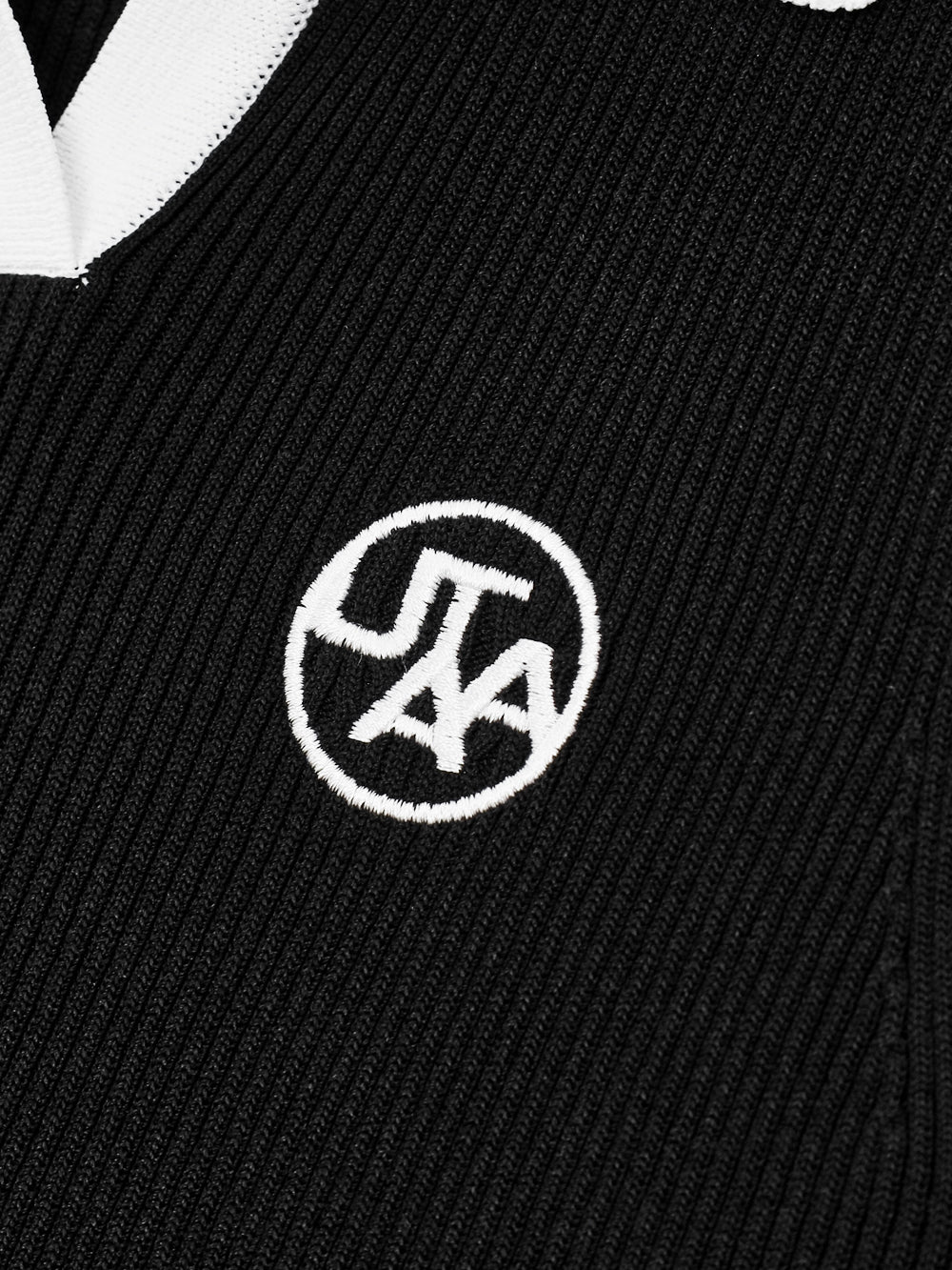 ユタ カレント リブ オープンネック ノースリーブ ニット