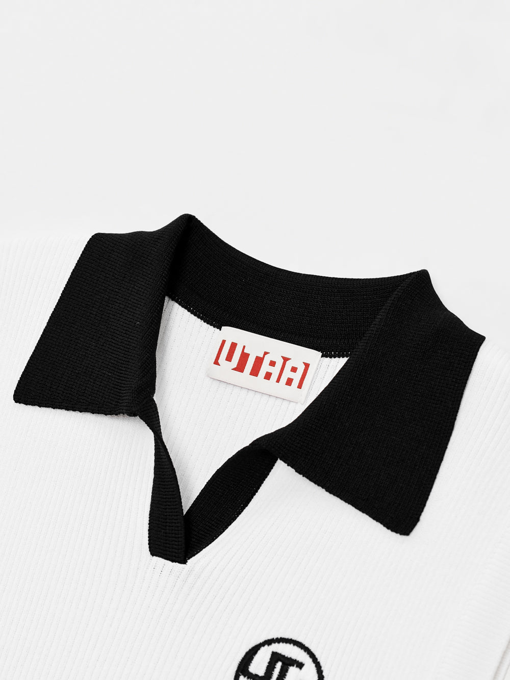 ユタ カレント リブ オープンネック ノースリーブ ニット