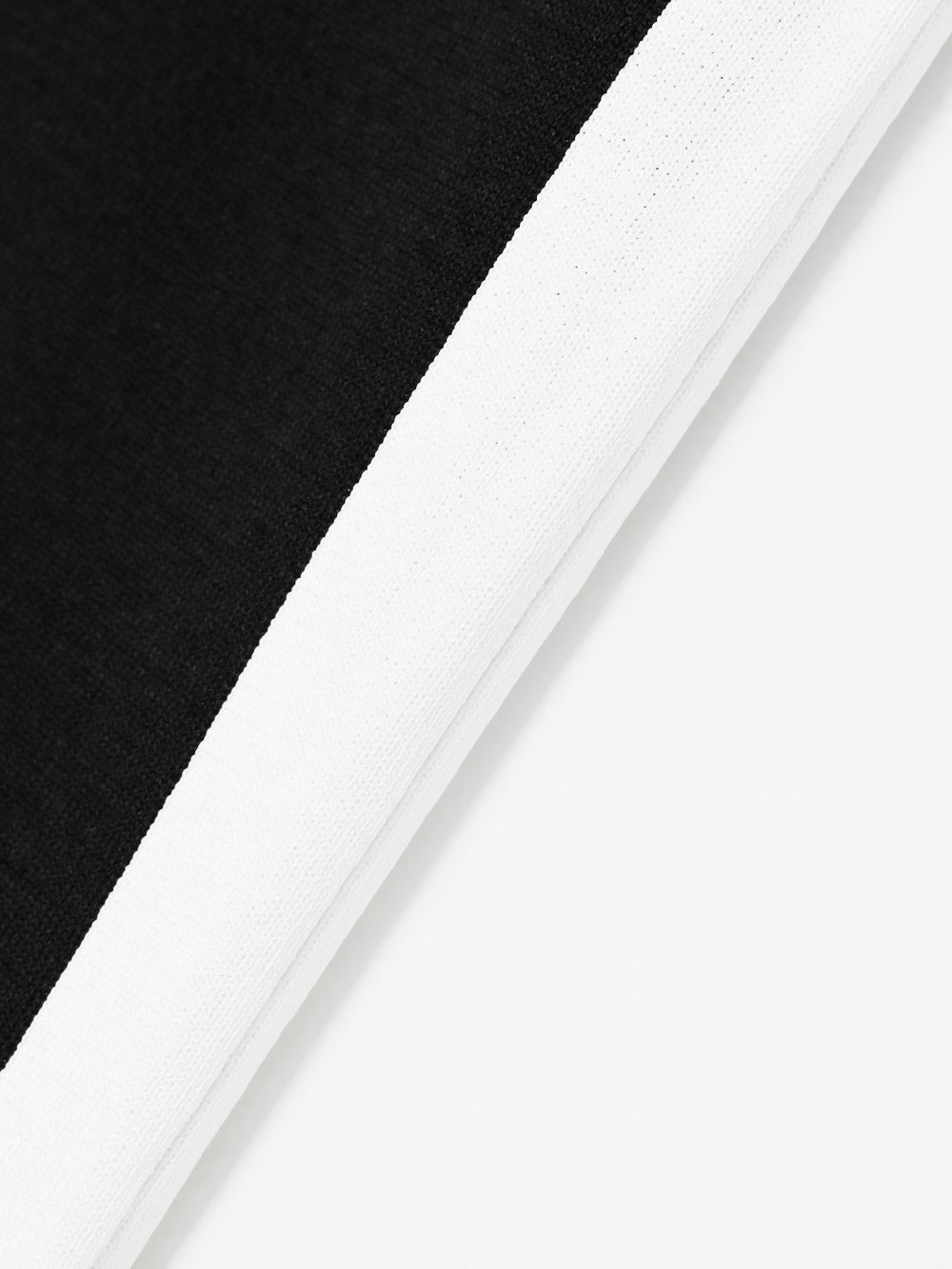 ユタ チャンピオン ノースリーブ ニット