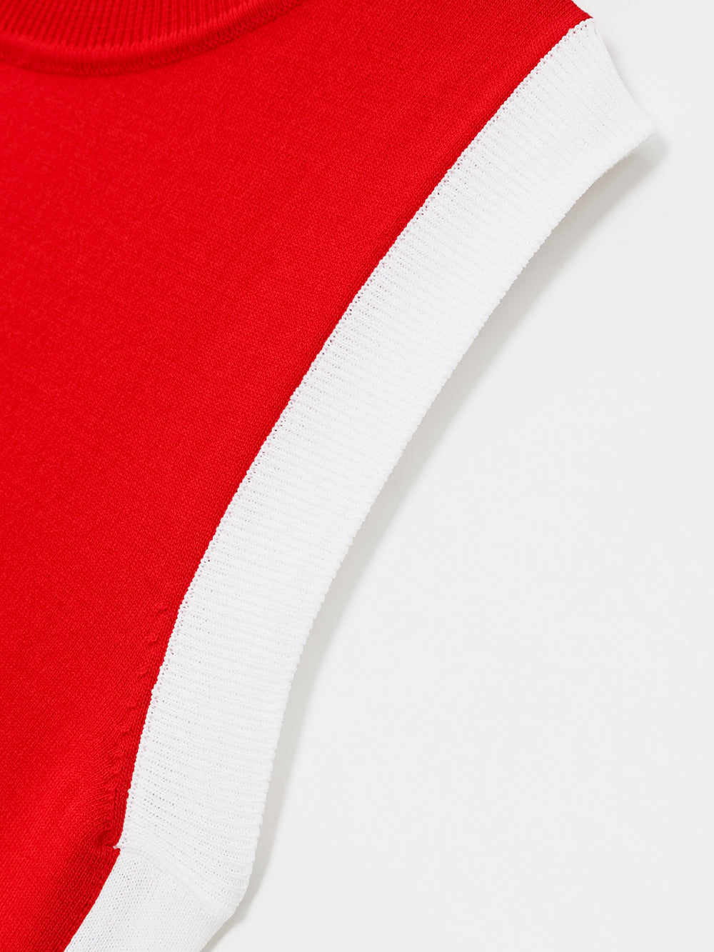 ユタ チャンピオン ノースリーブ ニット