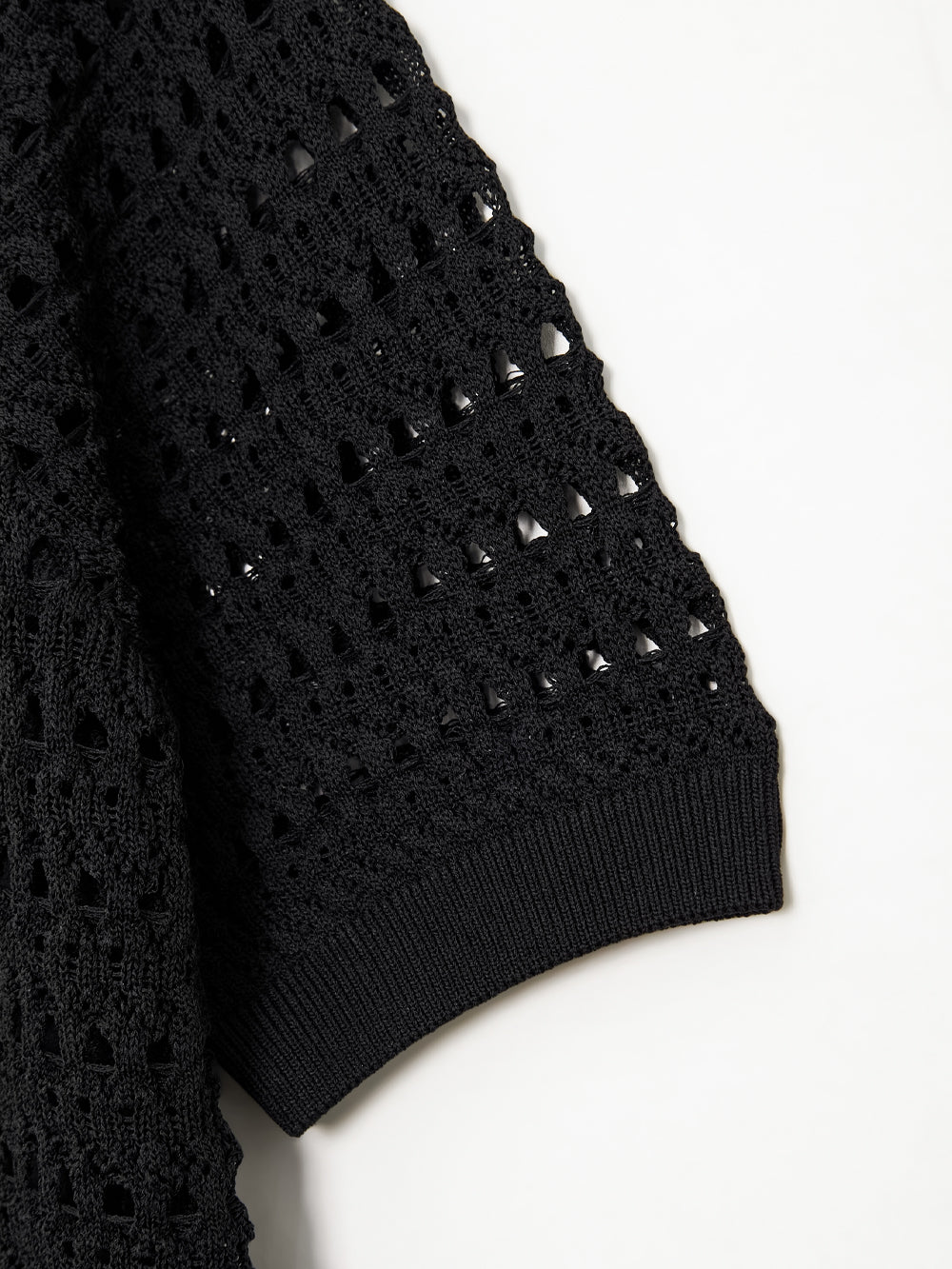 UTAA パンチングScasiBindCollarニット ブラック : Women's
