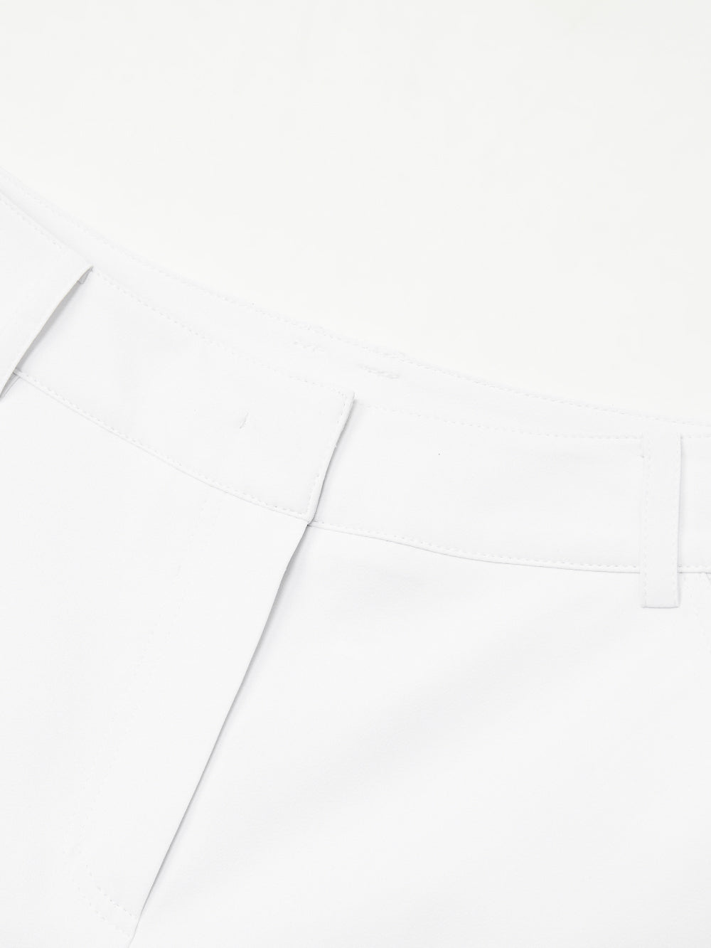 UTAA クラウンパンサーKingdomショートパンツ ホワイト : Women's