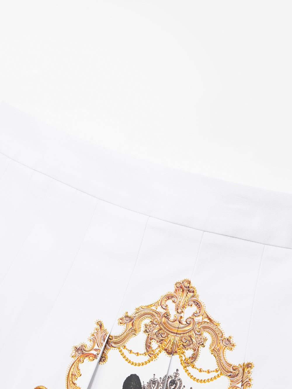 UTAA クラウンパンサーKingdomプリーツスカート ホワイト : Women's