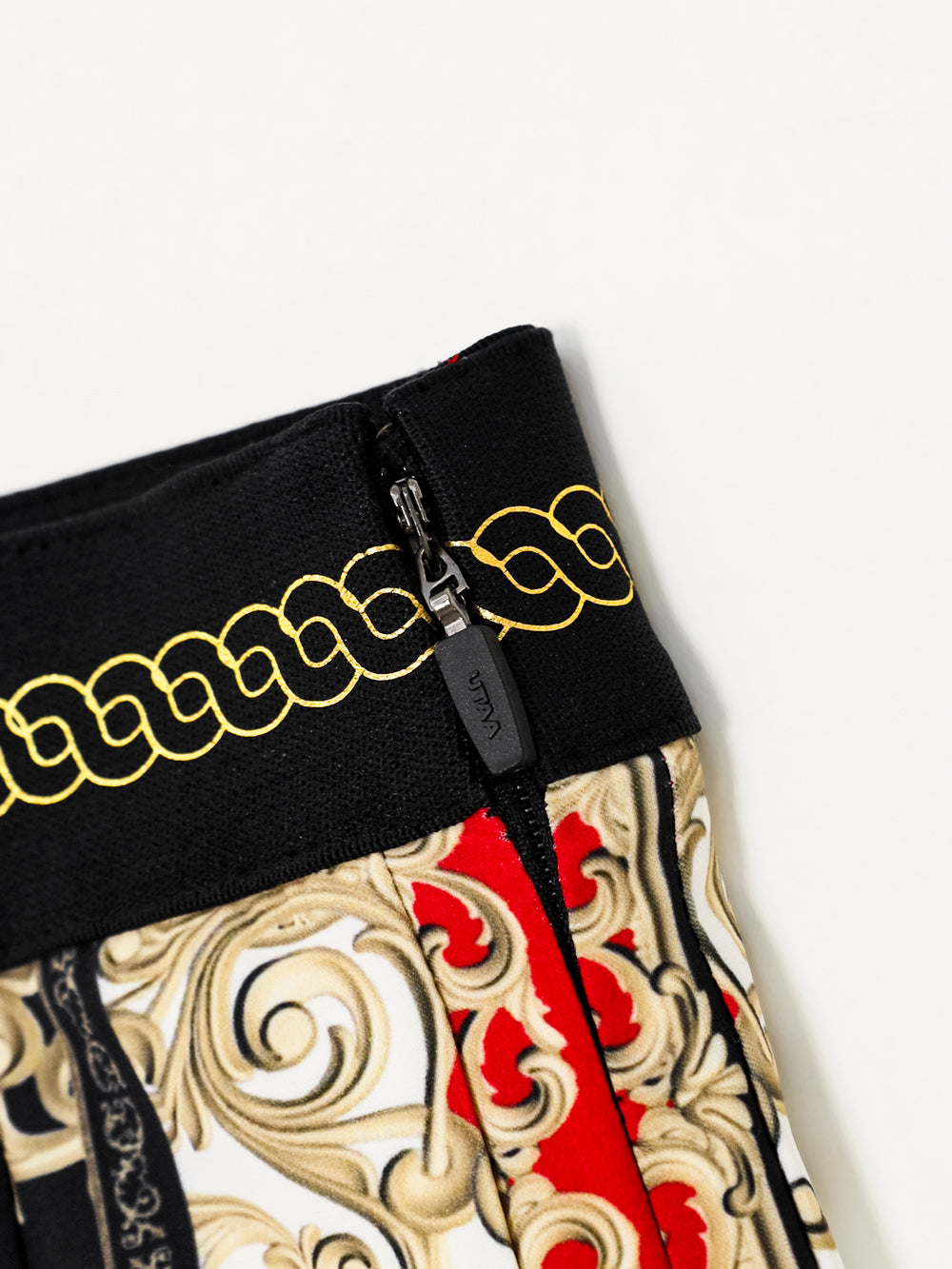 ユタ ゴールデンバロックショートプリーツスカート