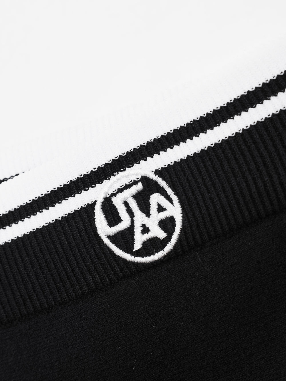UTAA Aquaticラインニットプリーツスカート ブラック : Women's