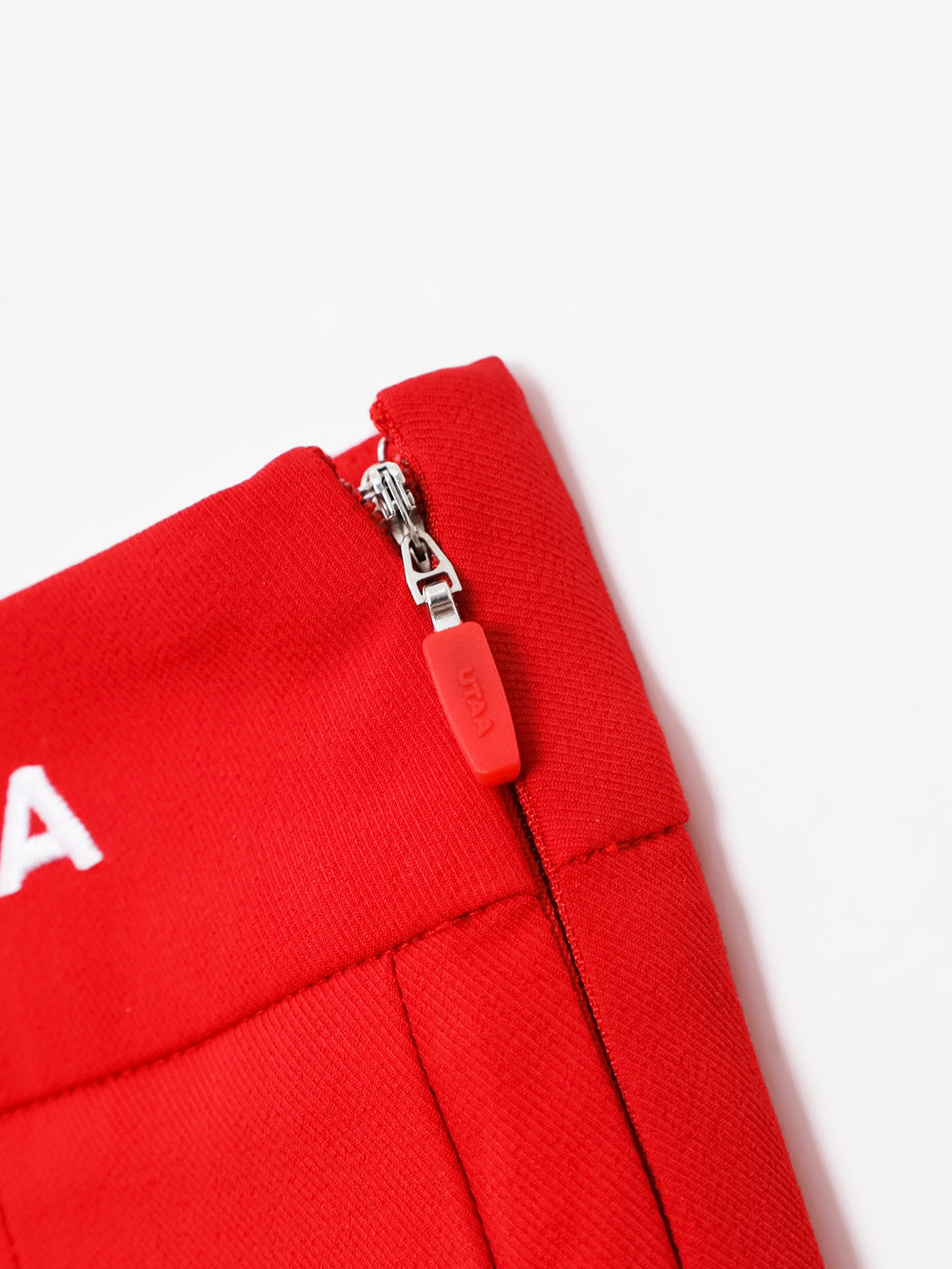 ユタ チャプレット グラフィック プリーツスカート