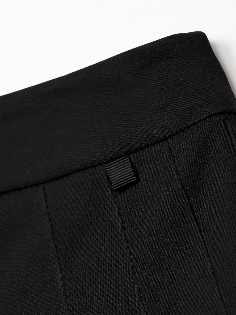 UTAA エンパイアゴールデンエッジプリーツスカート : Women's