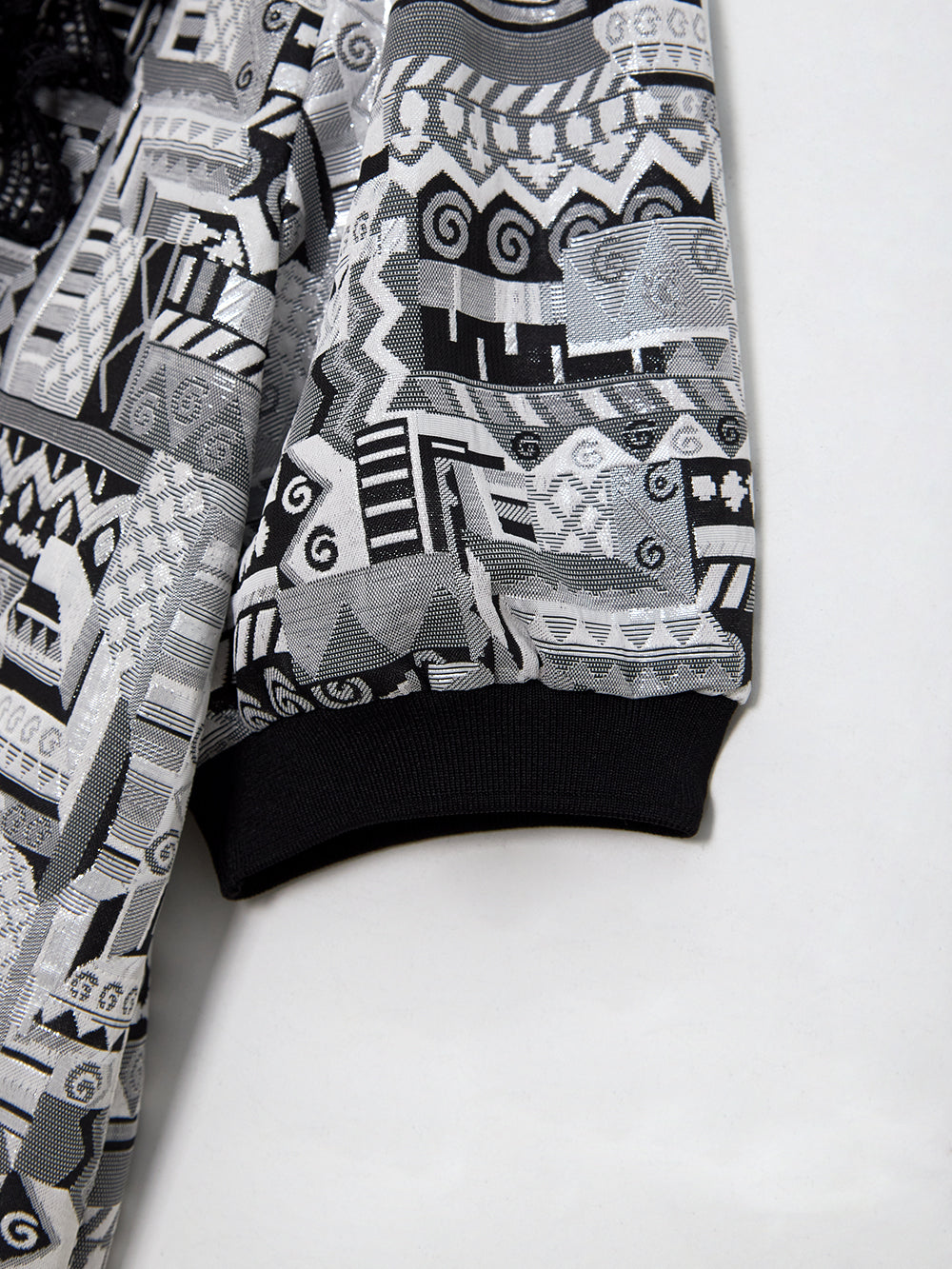 ユタ ブラックフロストスカロップレースタートルネックTee (女性用)