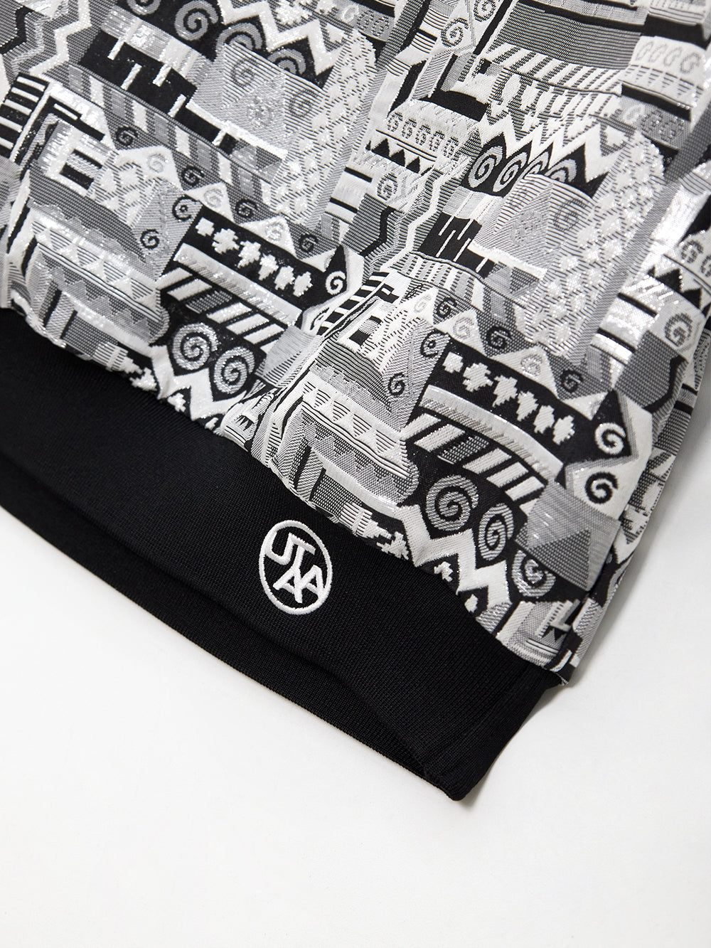 ユタ ブラックフロストスカロップレースタートルネックTee (女性用)