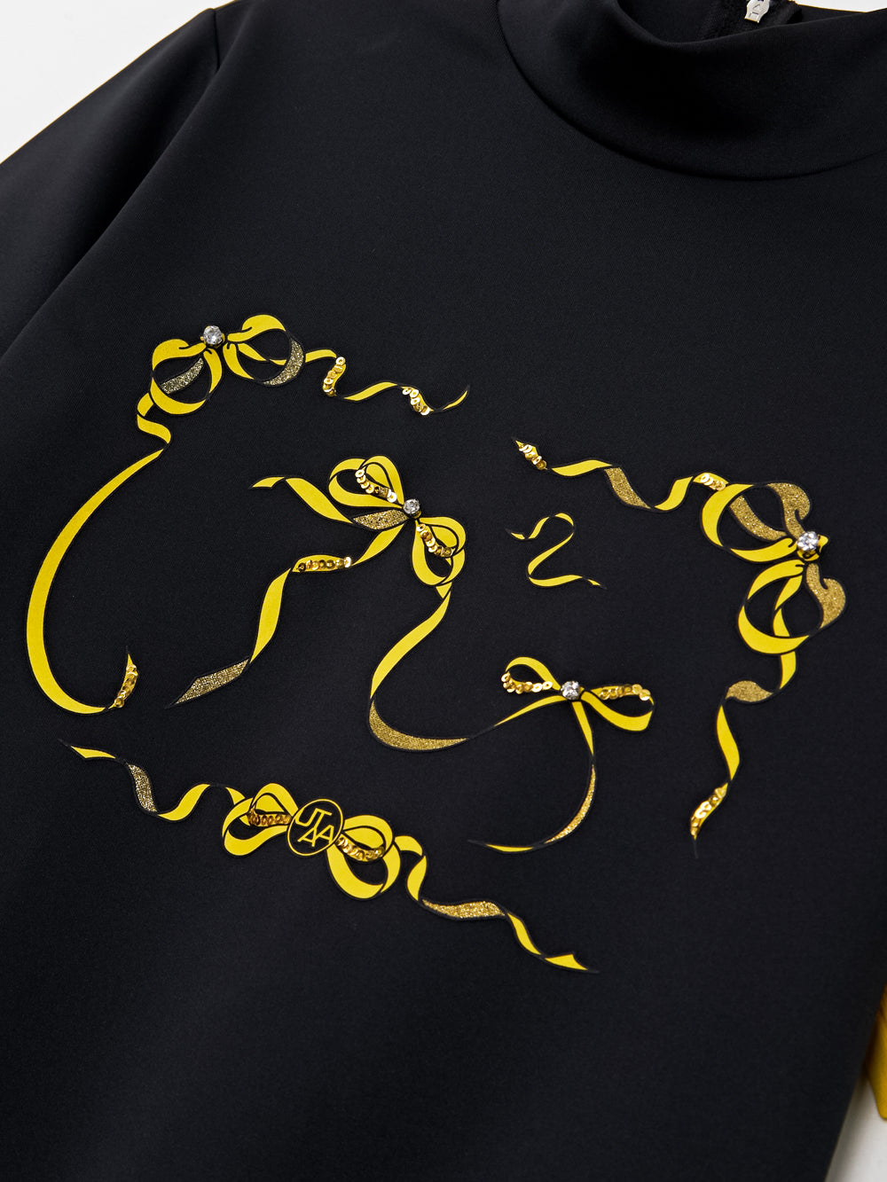 UTAA タイドリボンパンサーネオンタートルネックTee ブラック : Women's