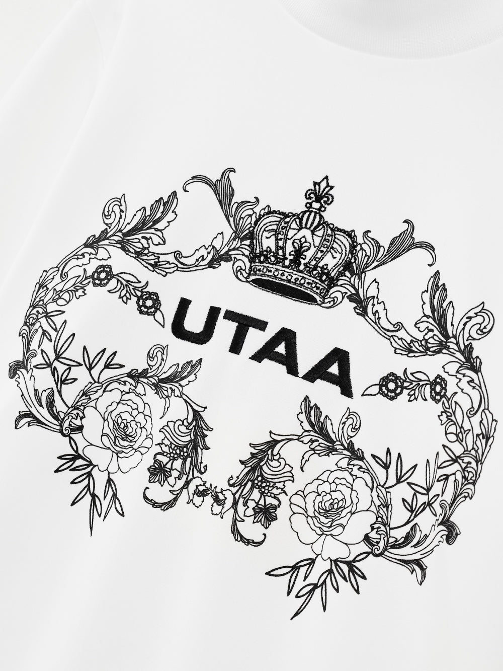 UTAA ChapletGraphicタートルネックティー ホワイト : Women's