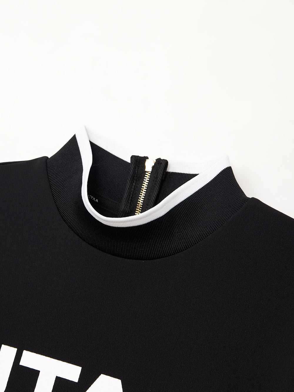 UTAA ハーフMoonリングパンサータートルネックティー ブラック : Women's