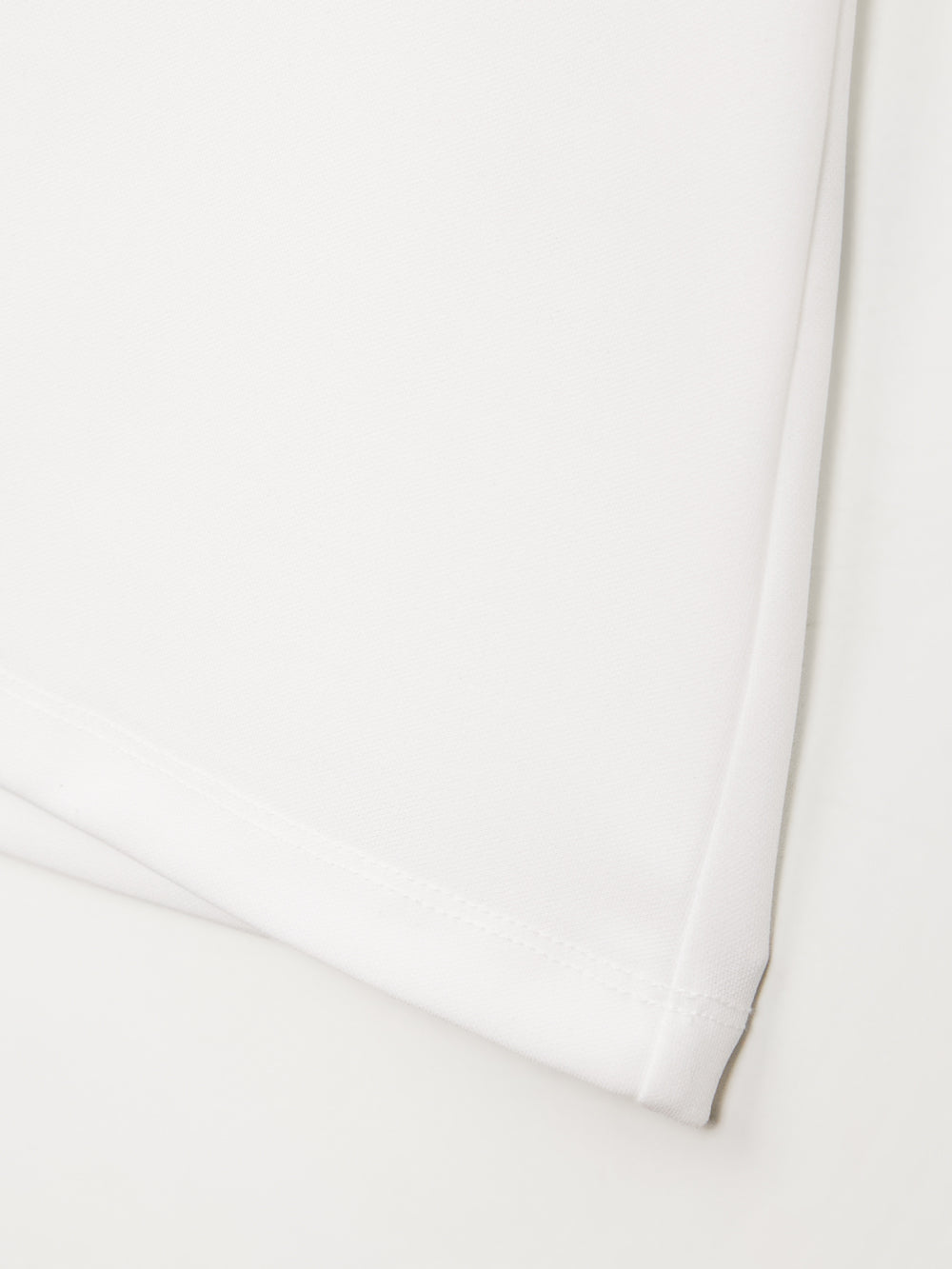 ユタ ハーフムーン リング パンサー タートルネック T シャツ :女性用