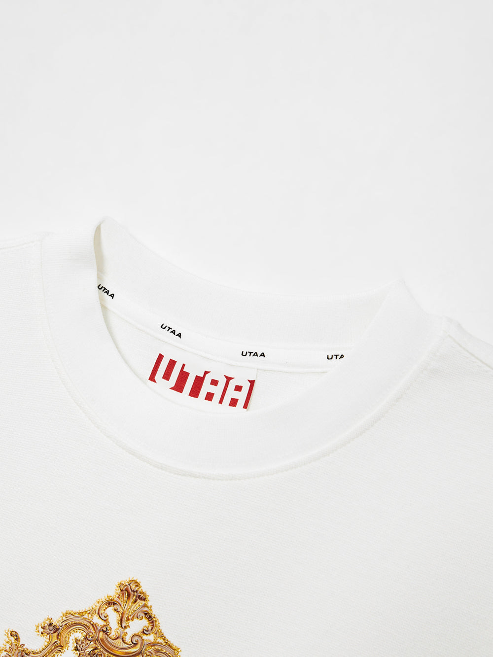UTAA クラウンパンサーKingdomクラシックニット ホワイト : Men's