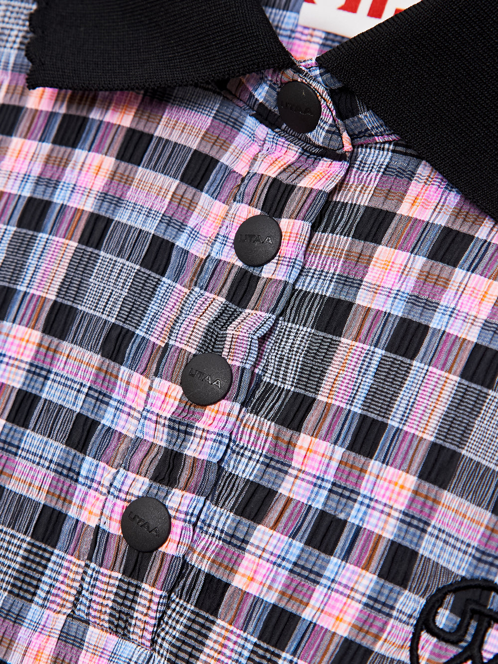 UTAA BlancチェックSheerPKスリーブレス : Women's