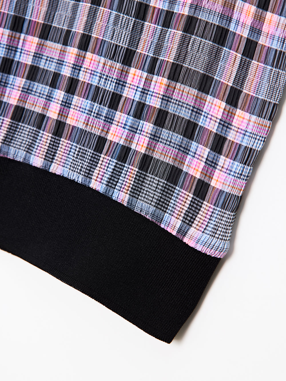 UTAA BlancチェックSheerPKスリーブレス : Women's