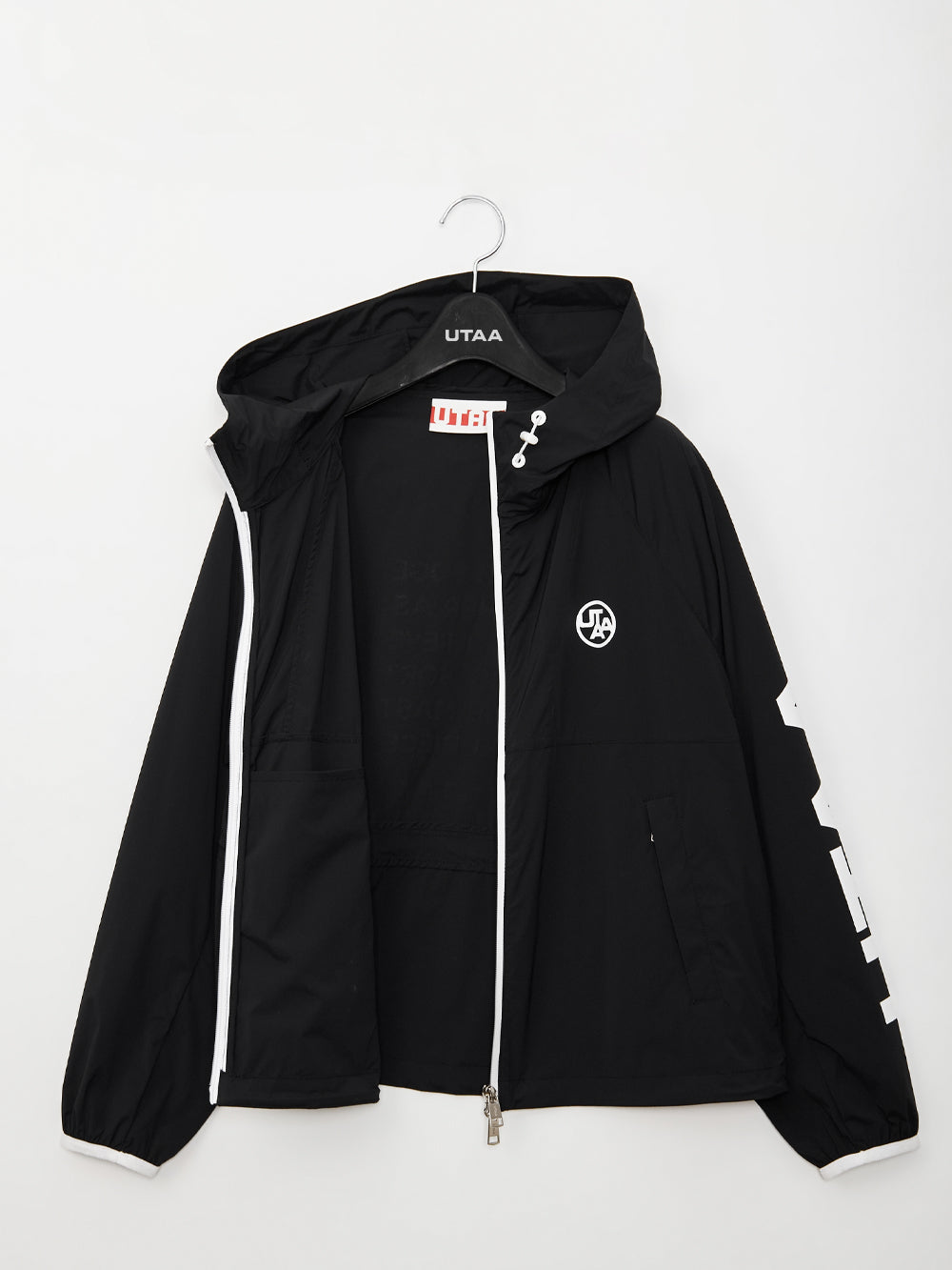 UTAA スローガンモノラインウィンドブレーカージャンパー : Women's