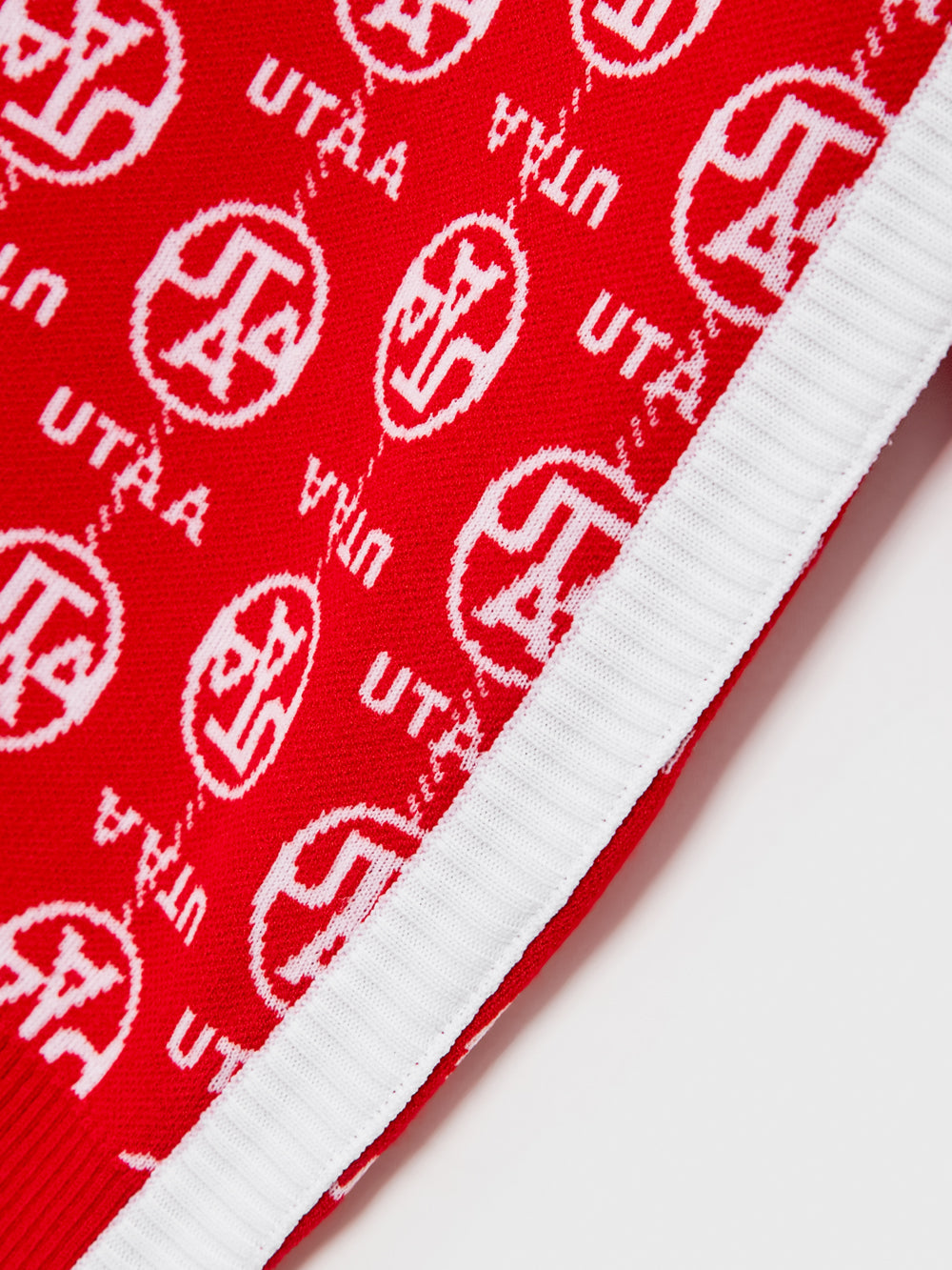 UTAA Linkチェーンシンボルカラーニットプルオーバー : Women's