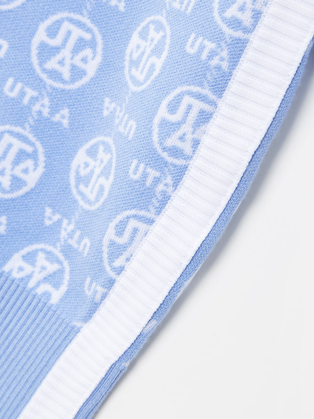 UTAA Linkチェーンシンボルカラーニットプルオーバー : Women's