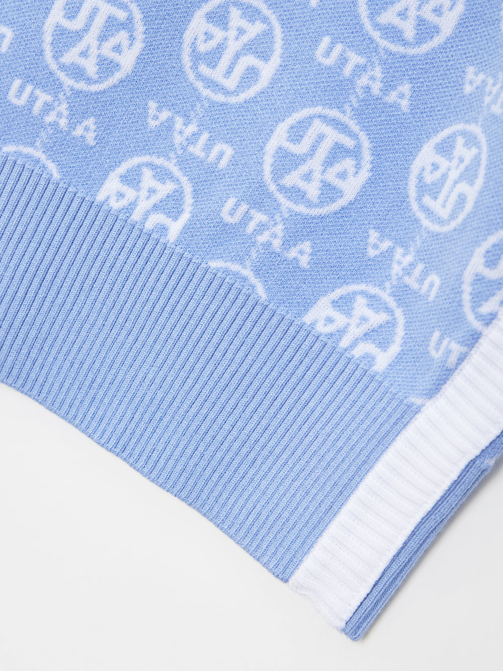 UTAA Linkチェーンシンボルカラーニットプルオーバー : Women's