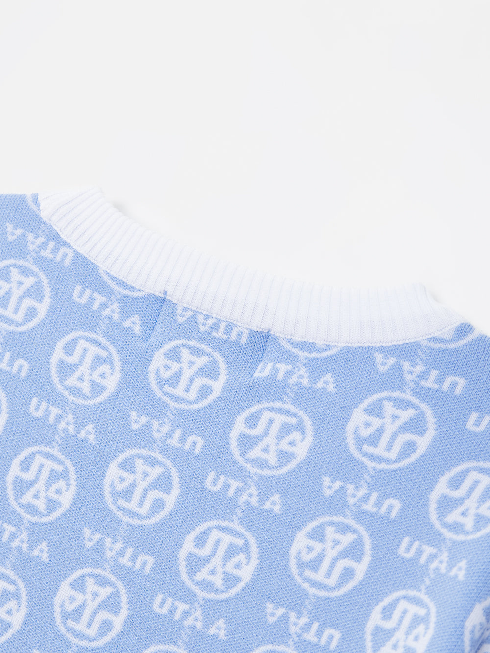 UTAA Linkチェーンシンボルカラーニットプルオーバー : Women's