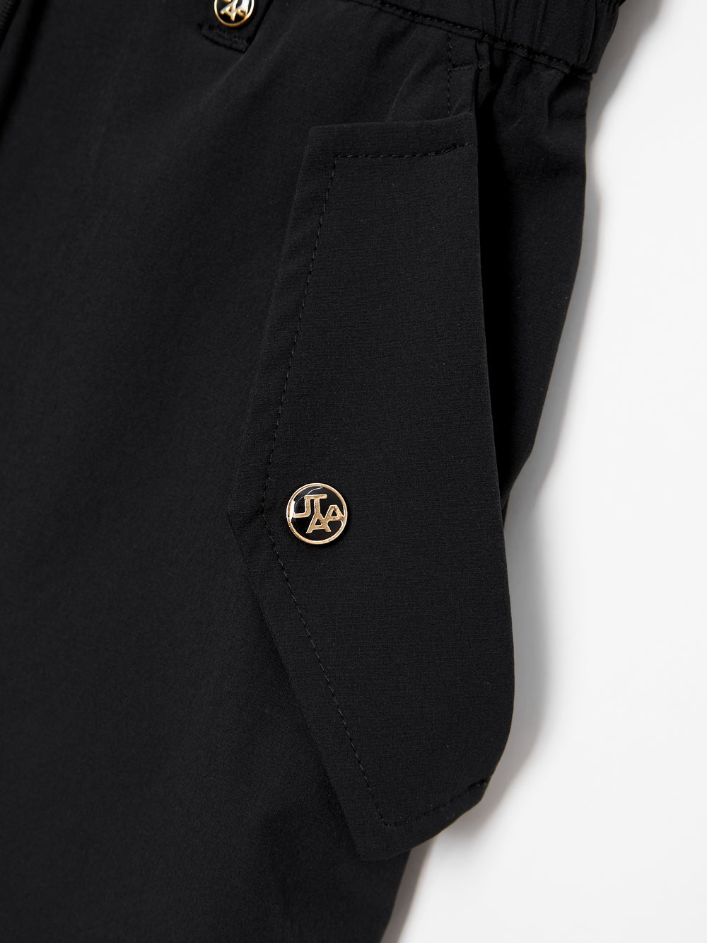 UTAA ギルトSealingOutpocketショートJumpsuit : Women's