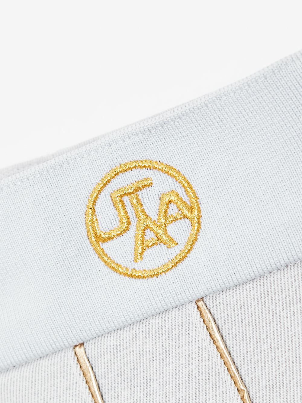 UTAA ギルトスローガンWashedデニムプリーツスカート : Women's