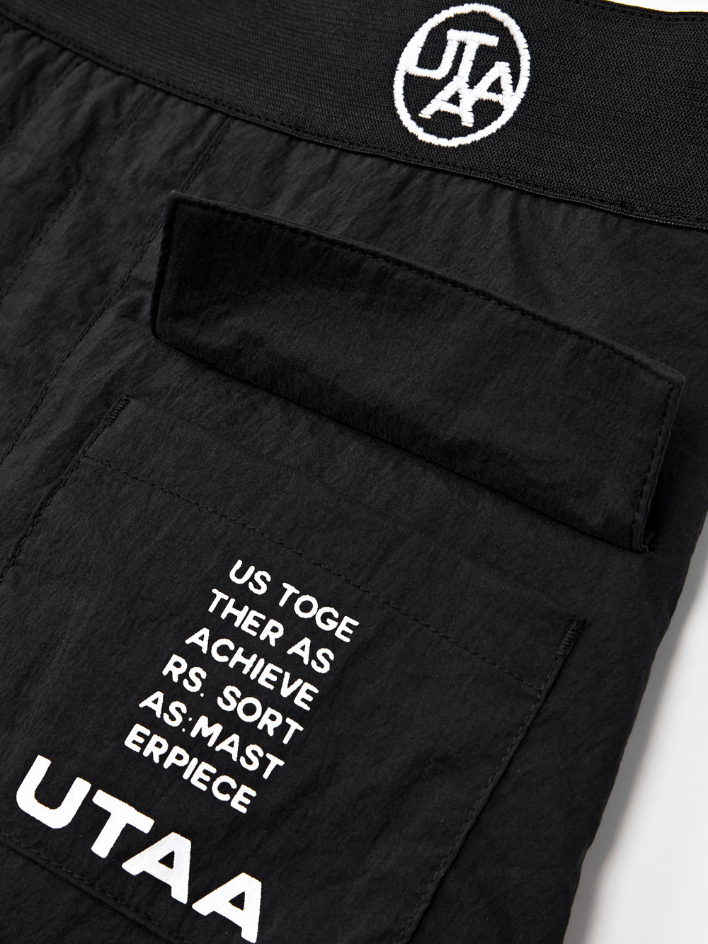 レタリングアウトポケットプリーツスカート