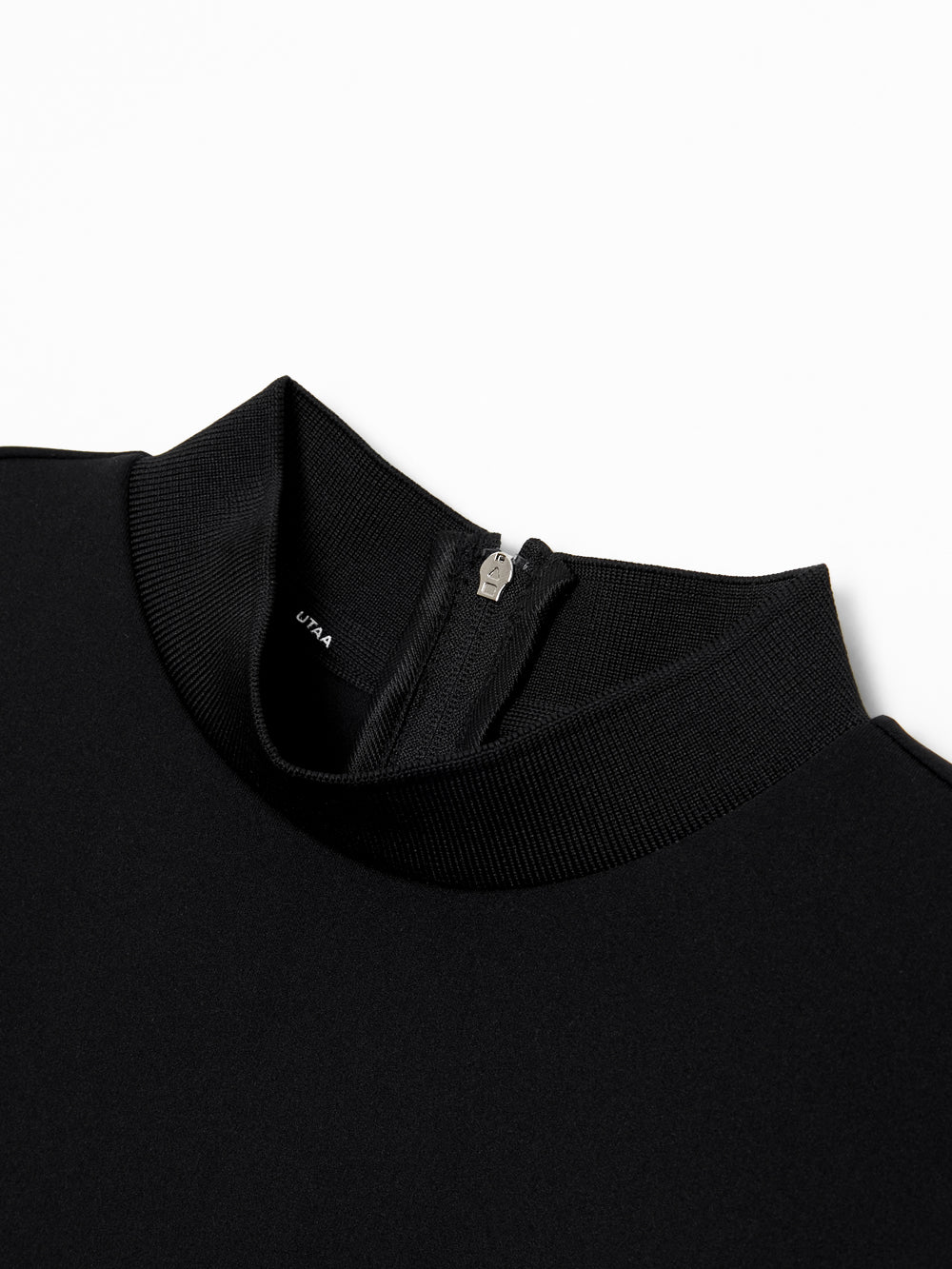UTAA ロゴEmbossingNeopreneタートルネックティー ブラック : Women's